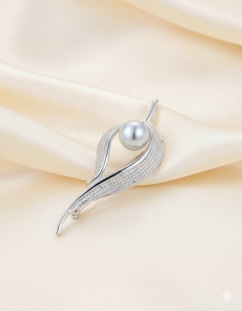 6-7mm Silver Blue Akoya Pearl Leaf Brooch